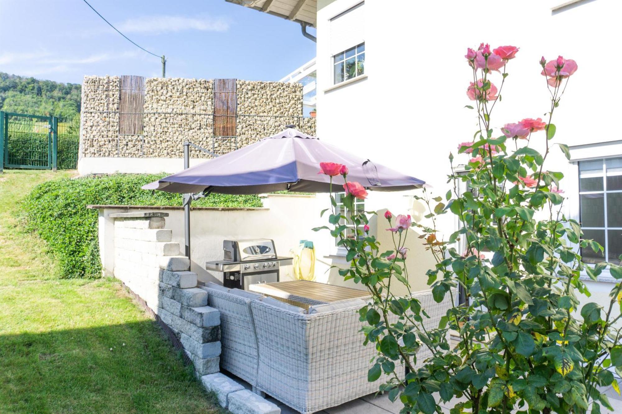 Ferienwohnung Leni Лайвен Екстериор снимка